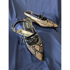 No Boundaries women's strappy‎ flats in trendy snakeskin print Women's size 9